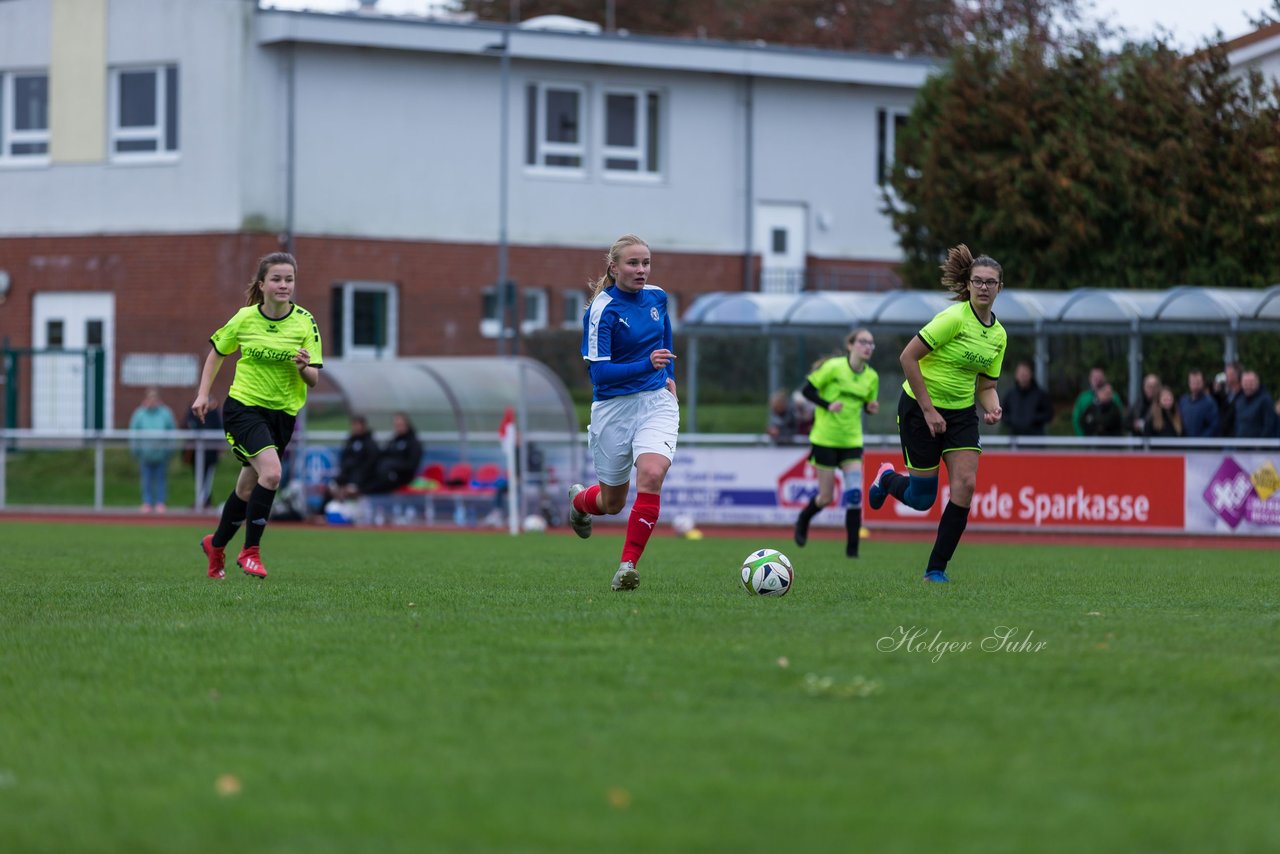 Bild 263 - B-Juniorinnen TSV Schoenberg - Holstein Kiel : Ergebnis: 0:23